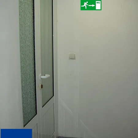 לינה וארוחת בוקר Friendly