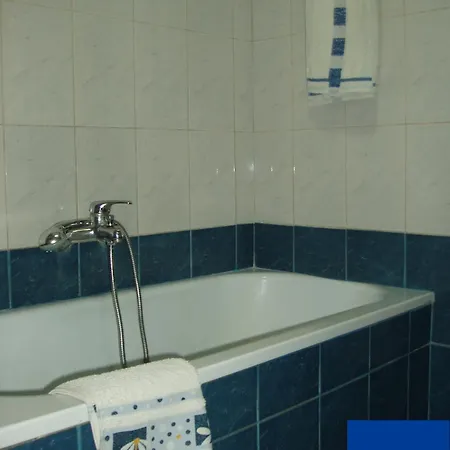 Friendly 住宿加早餐酒店 *