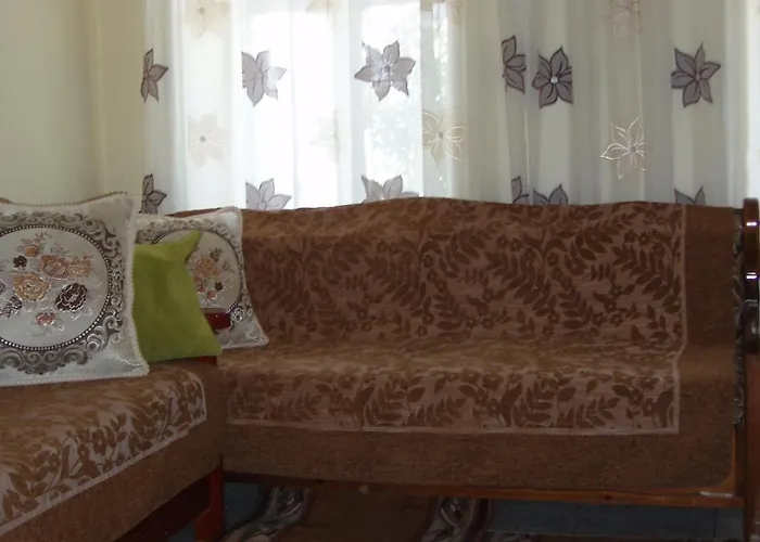 Friendly * Gjirokaster